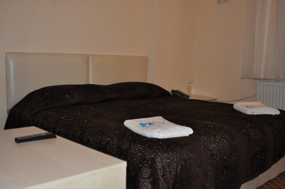 Bildik Hotel Sarıkamış Exterior foto