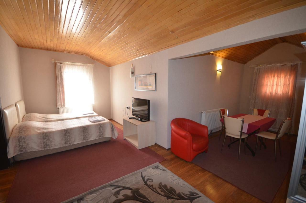 Bildik Hotel Sarıkamış Exterior foto